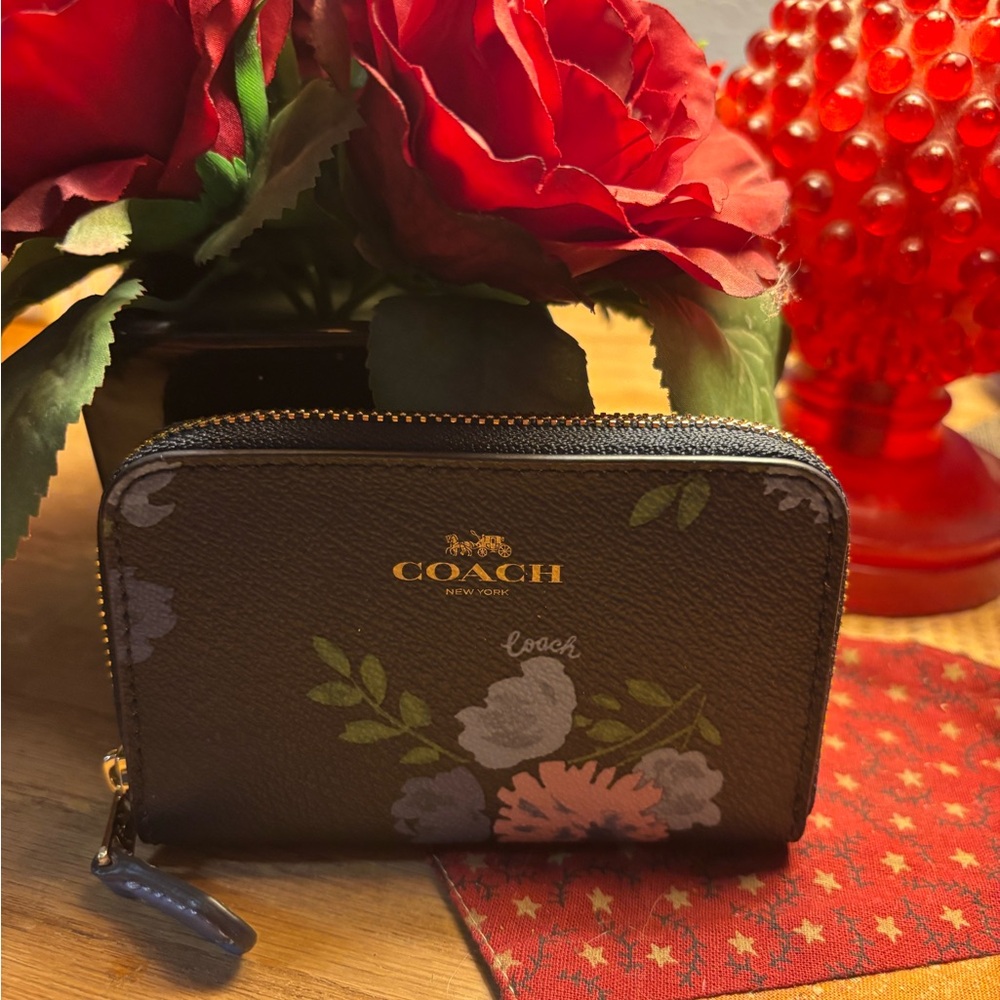 Coach Zip Around Floral Print Wallet/Card Case/Mini/RARE/No Offers